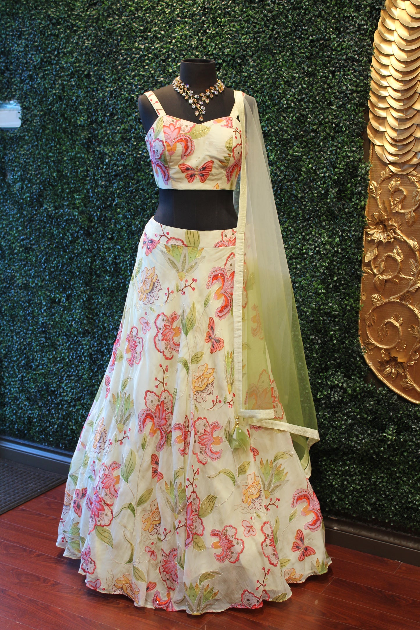 Lehnga #1